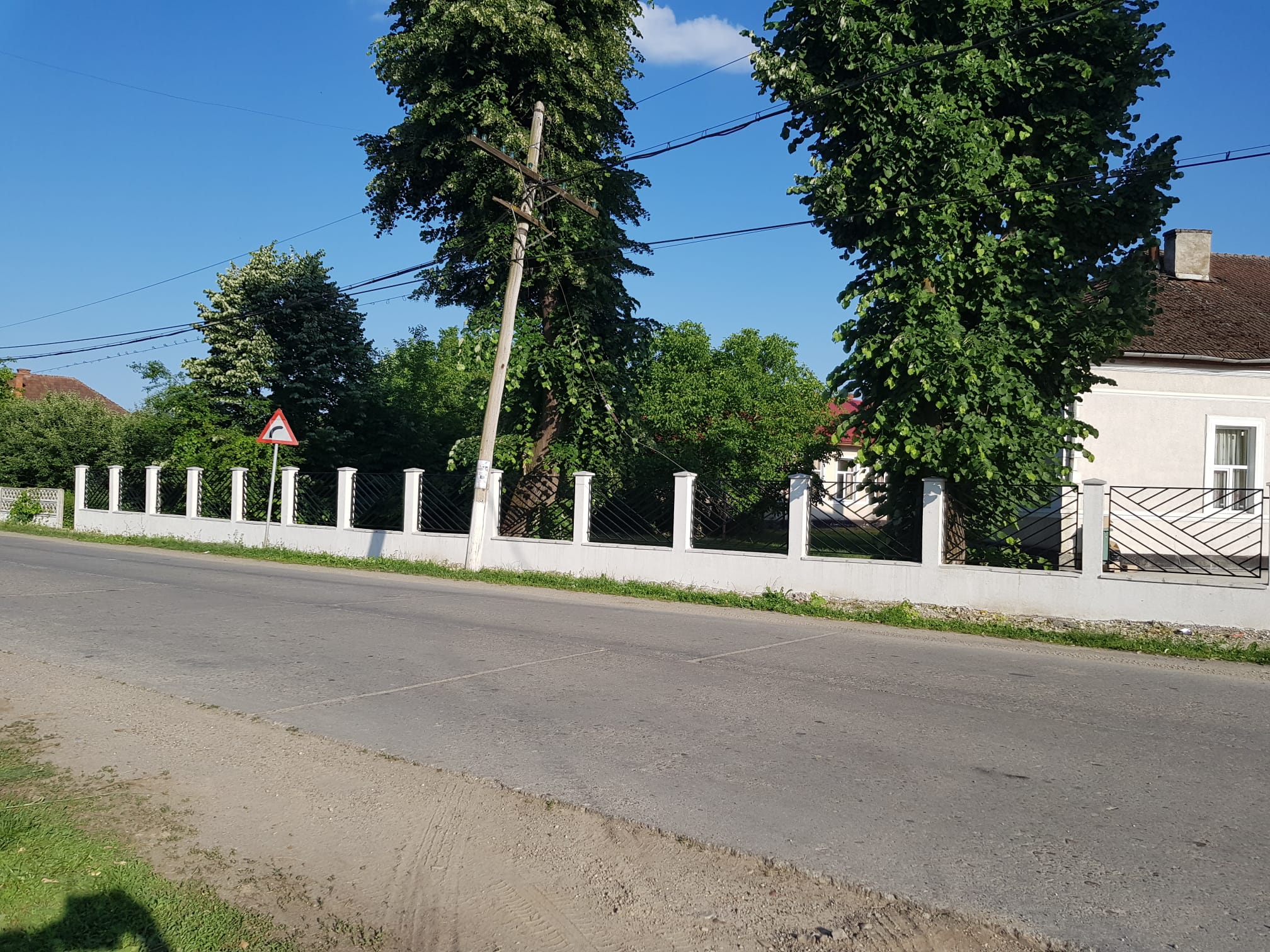 Porti si panouri de gard metalice