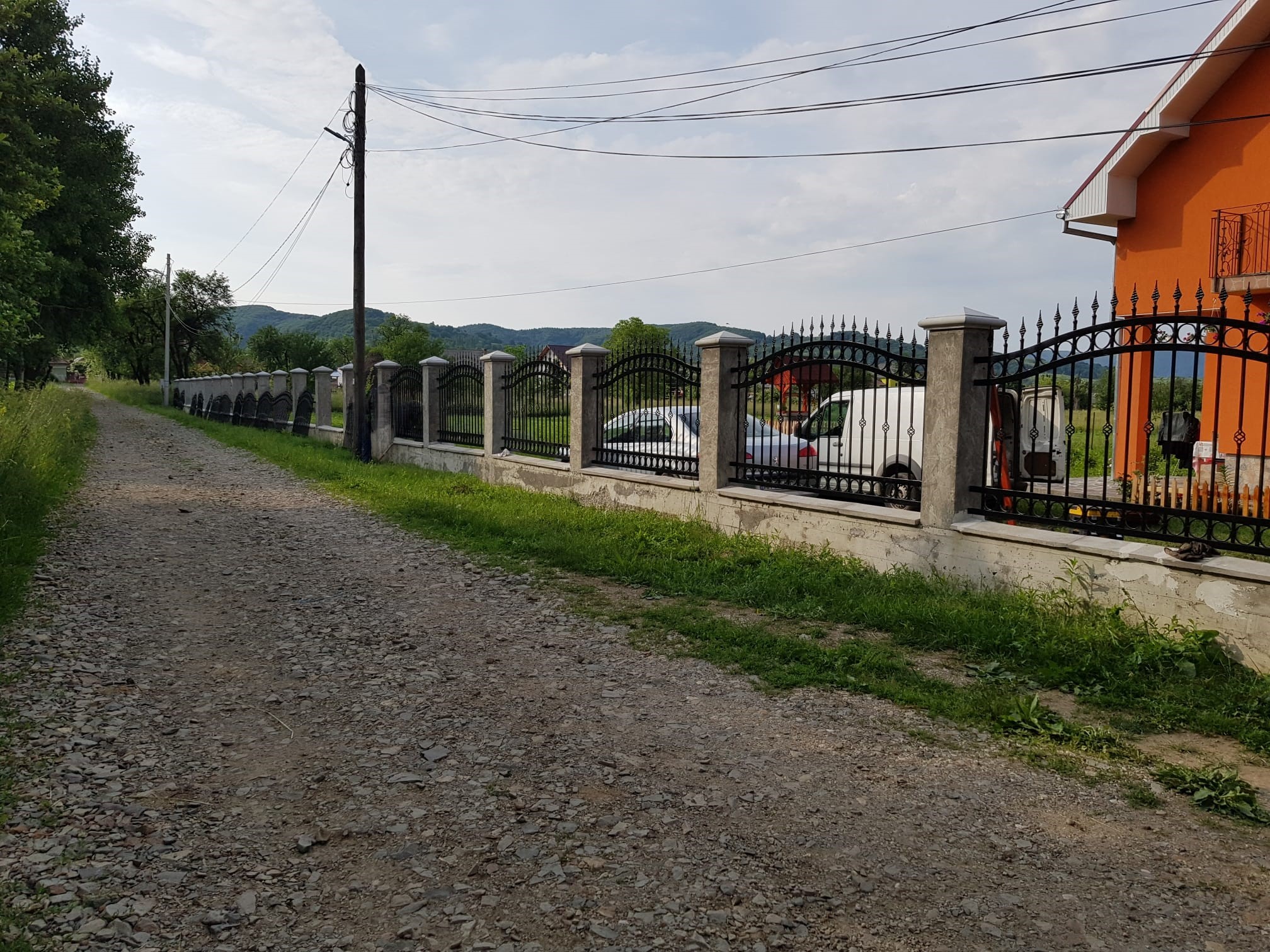 Porti si panouri de gard metalice