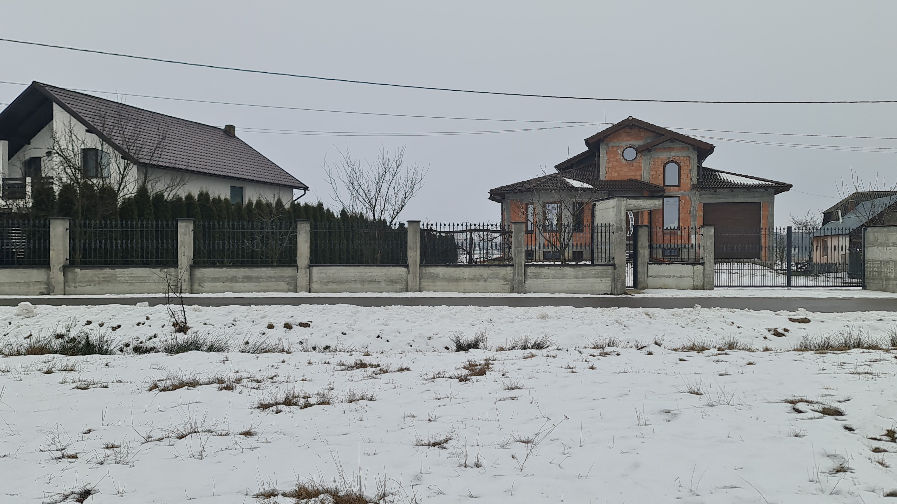 Porti si panouri de gard metalice